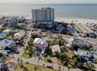 1930 Bayview Dr, Fort Myers Beach, FL 33931