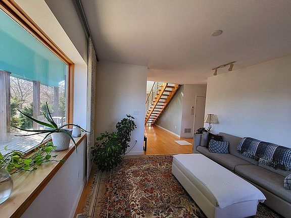 4th image of 2151 185th St #8