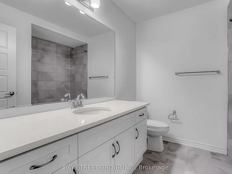 1375 Kaniv St — Photo 26