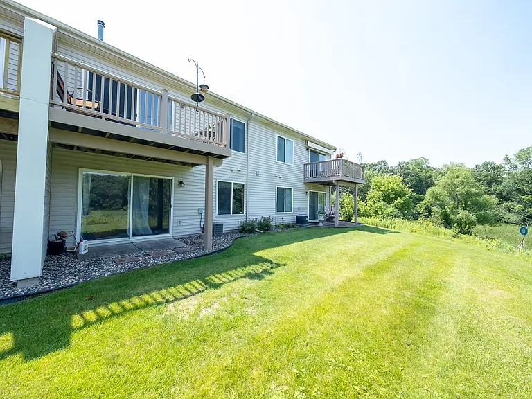 8772 Coburn Ct — Photo 24