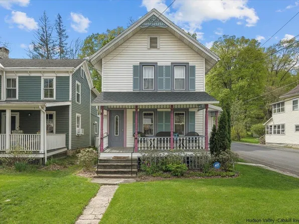 93 James Street, Rosendale, NY 12472