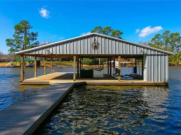 11092 Riley Green Rd, Franklin, TX 77856