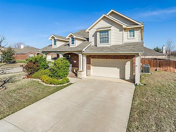 2nd image of 612 Irish Glen Ct