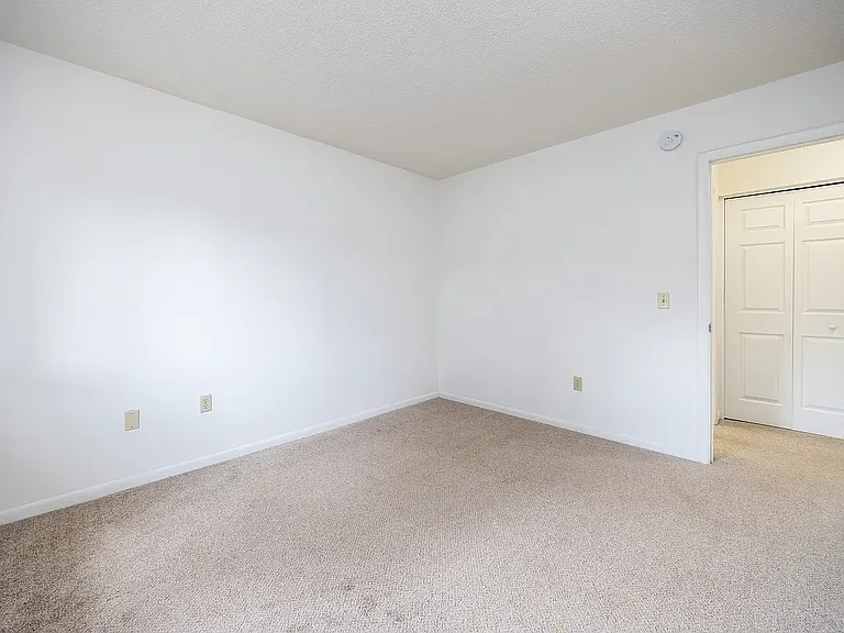 Clintwood Apartments — Photo 9
