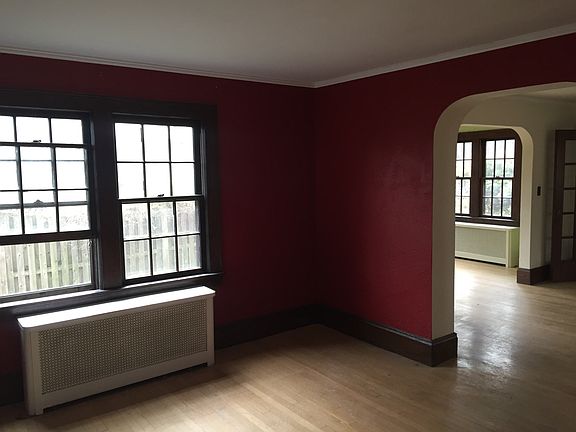 2nd image of 38 Colony Dr E