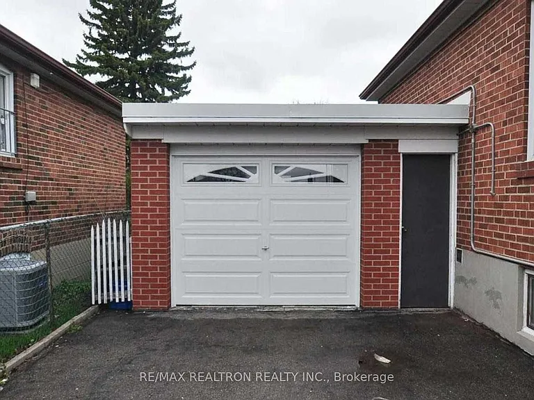 17 Crosland Dr #MAIN FL — Photo 18