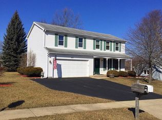 450 W Parkview Ter, Algonquin, IL