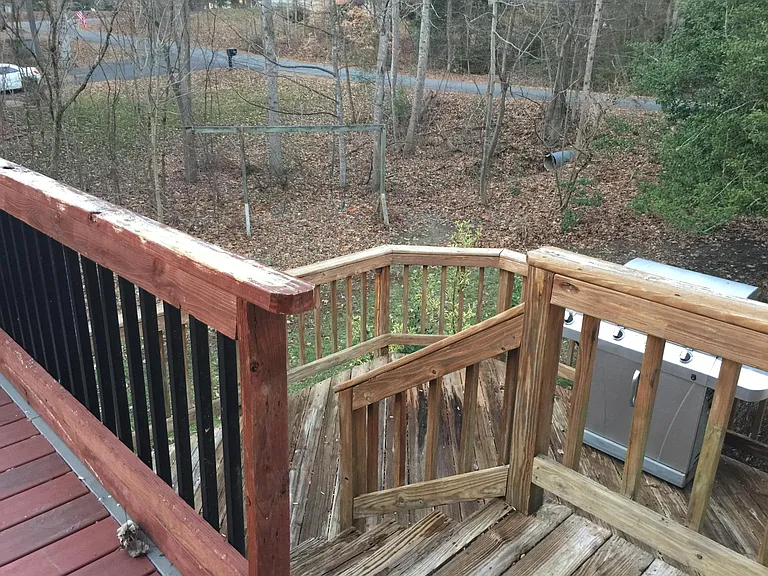 10114 Tyler Ct — Photo 8