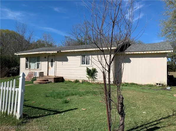 26789 Reagan St, Shady Point, OK 74956