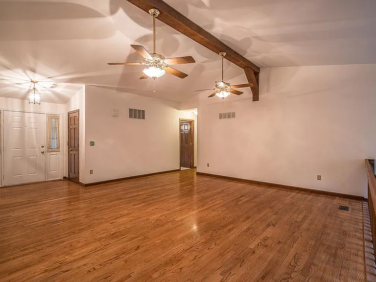 14349 Cypress Hill Dr — Photo 5
