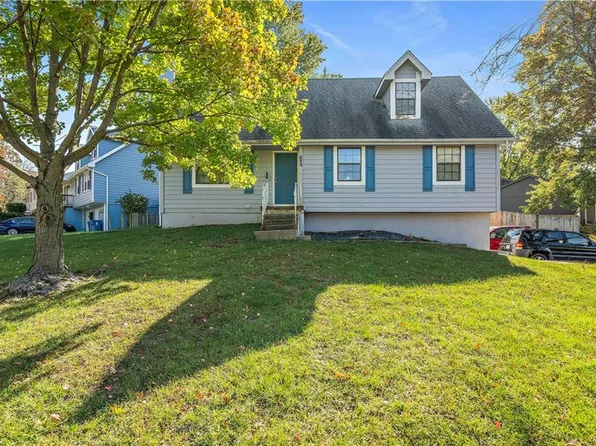 2013 Court Louis St, Raymore, MO 64083