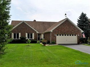 7943 N Shoreline Dr, Holland, OH 43528
