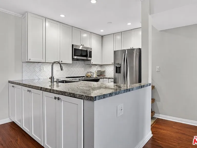 5003 Westpark Dr #103 — Photo 6
