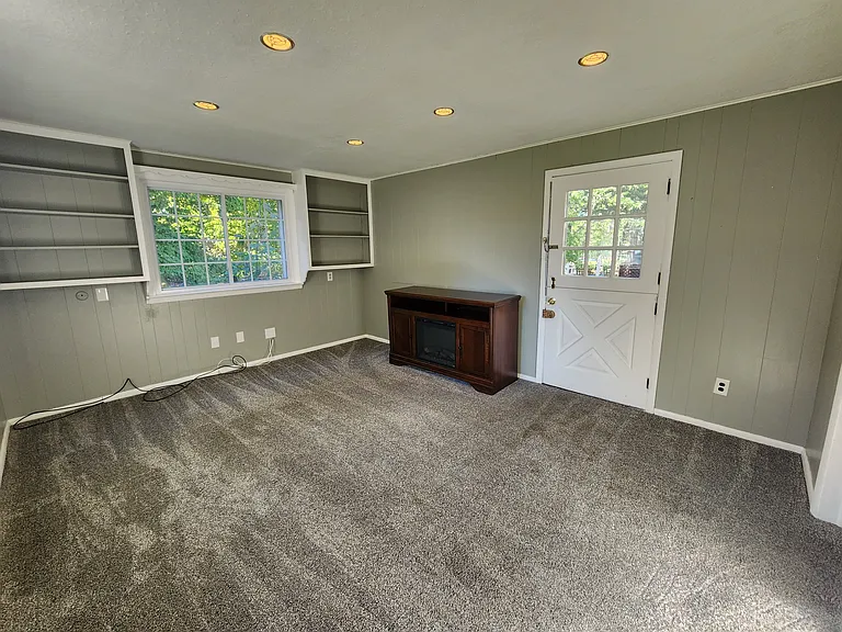 2320 Wrenford Rd — Photo 7