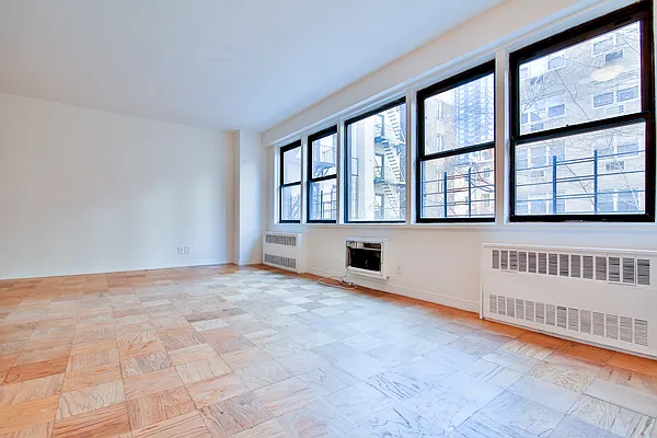 Rented by Platinum Properties | media 25