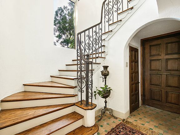 4th image of 217 PASEO ENCINAL ST