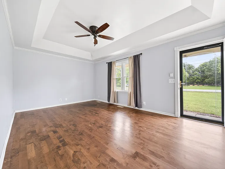 3918 Ashley Dr — Photo 39