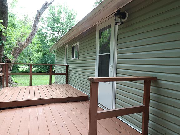 4th image of 1326 E Road One St