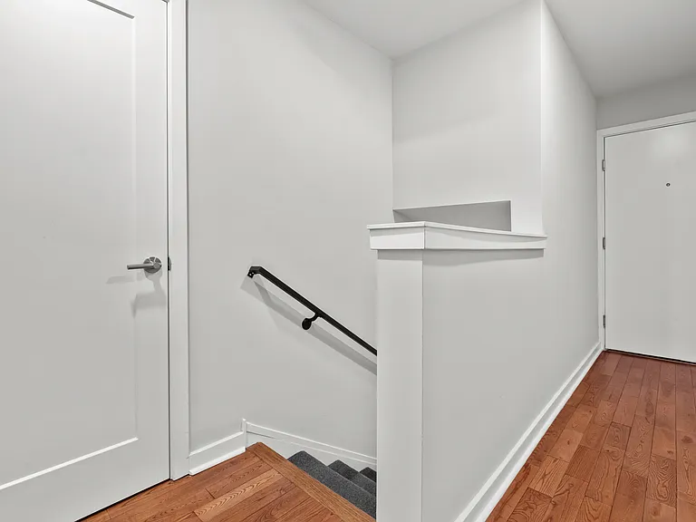 1329 N Randolph St #4 — Photo 34