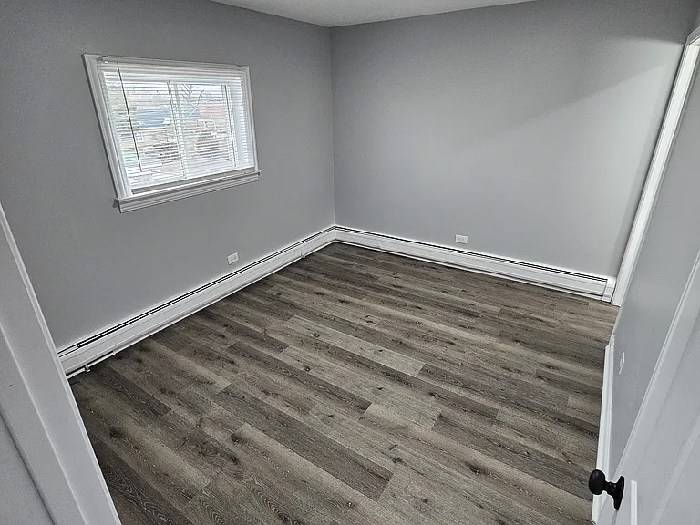 6929 Pershing Rd #8 — Photo 4