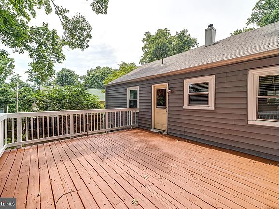 5th image of 4125 Fairfax St