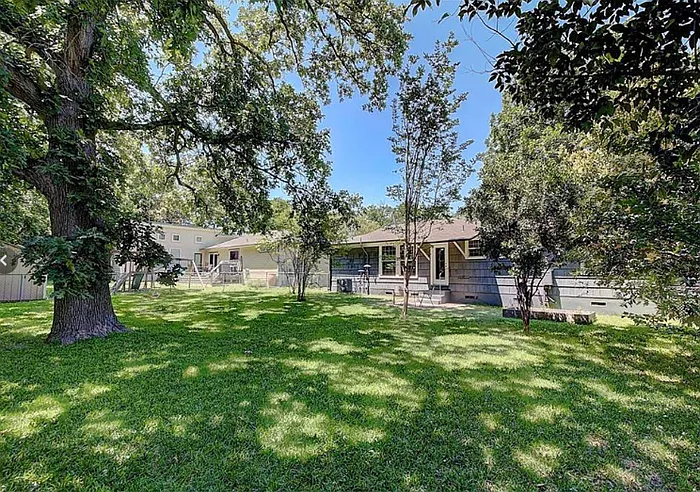 1803 Romeria Dr — Photo 30