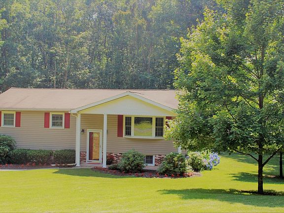 2nd image of 111 Big Oak Ln