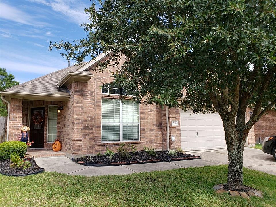 1st image of 21581 Duke Alexander Dr