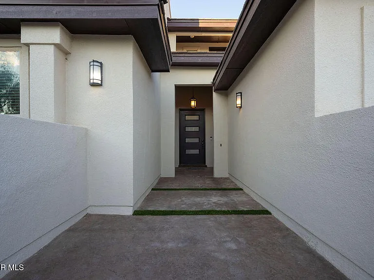 1276 Desert Night St — Photo 4