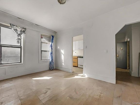 2nd image of 17-19 W 108th Street #92
