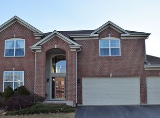 626 Donegal Dr, Elgin, IL 60124