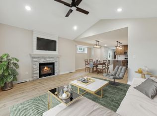1004 Sunrise Cir, Dassel, MN 55325