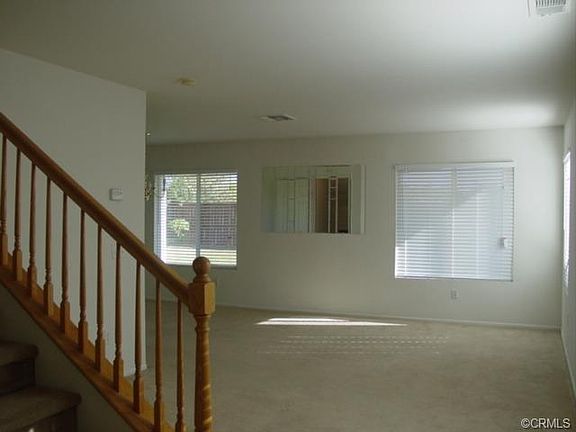 OPEN LIVING & DINING RM
