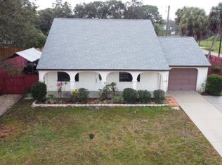 1071 Tampa Rd, Venice, FL 34293