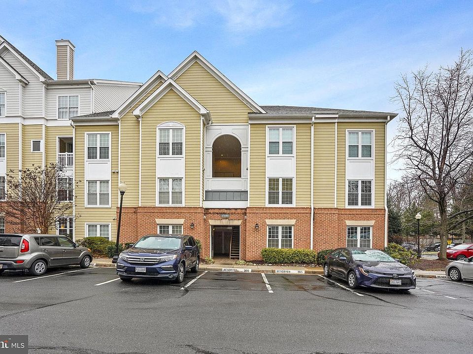 1st image of 2100 Highcourt Ln APT 103