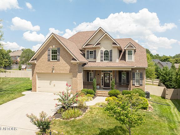 4th image of 1304 Woodland Ridge Ln