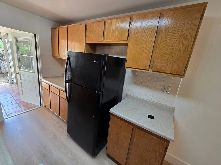 Coconino Ct. 3716-18 — Photo 8
