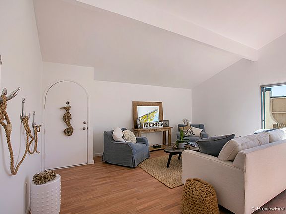 2nd image of 373 Los Arbolitos Blvd