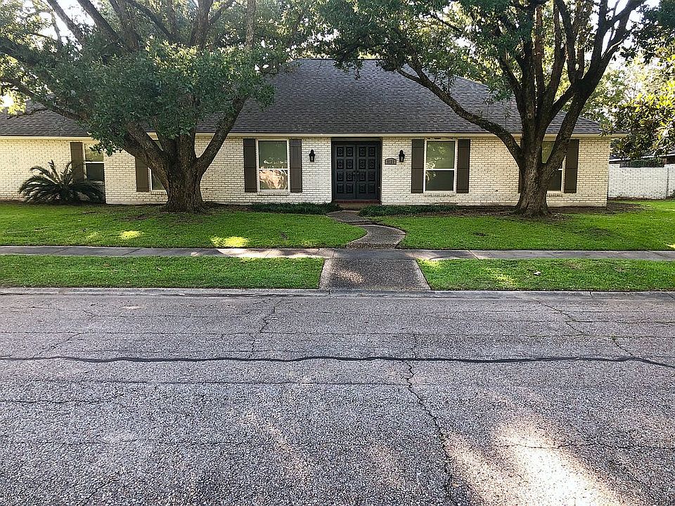 2nd image of 9123 Rushwood Dr