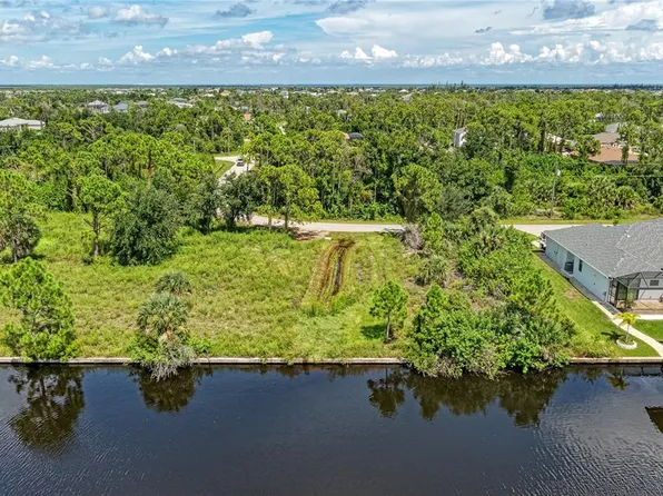 8185 Dafoe St #14, Pt Charlotte, FL 33981