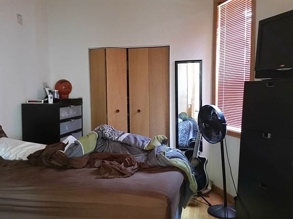 4th image of 818 W Dakin Street # Fl 3rd