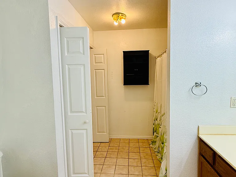 10 Holly Dr #B — Photo 5