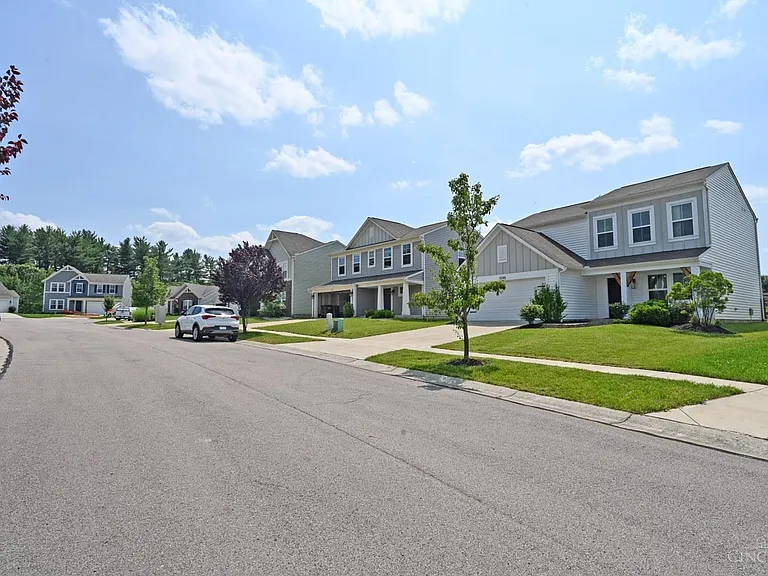 5595 Noble Ct — Photo 57