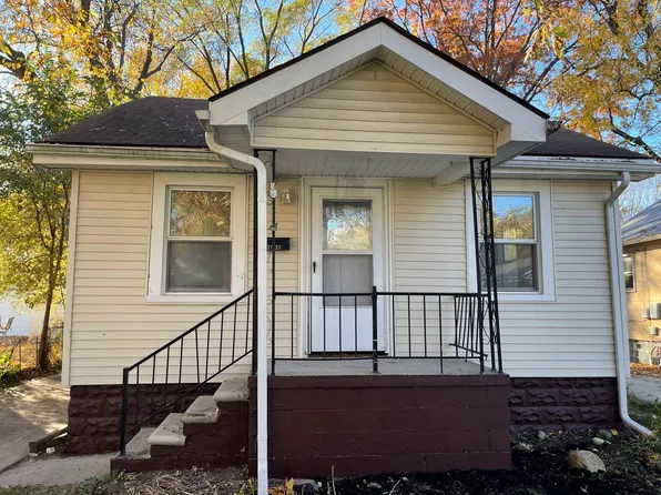 27723 Park Ct, Madison Heights, MI 48071