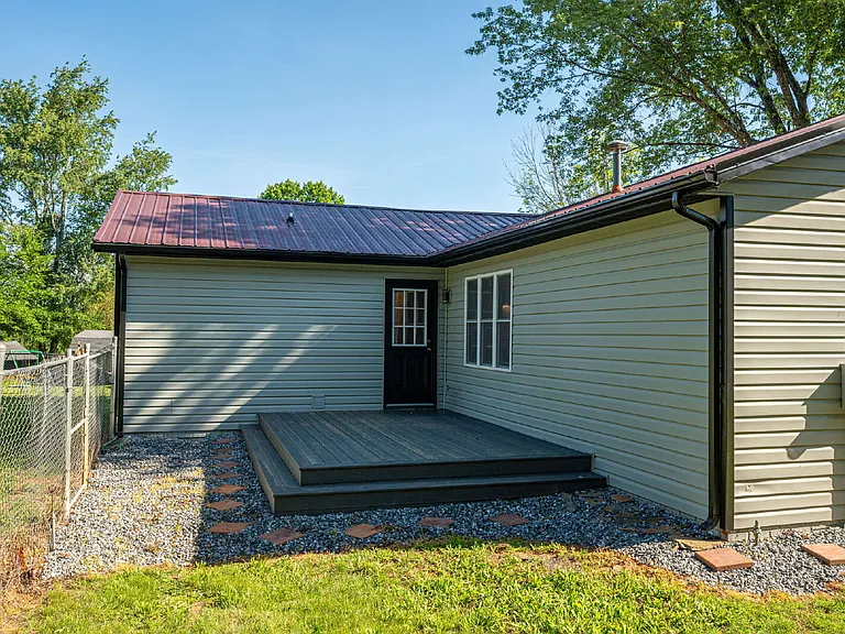412 Forest Dr — Photo 24