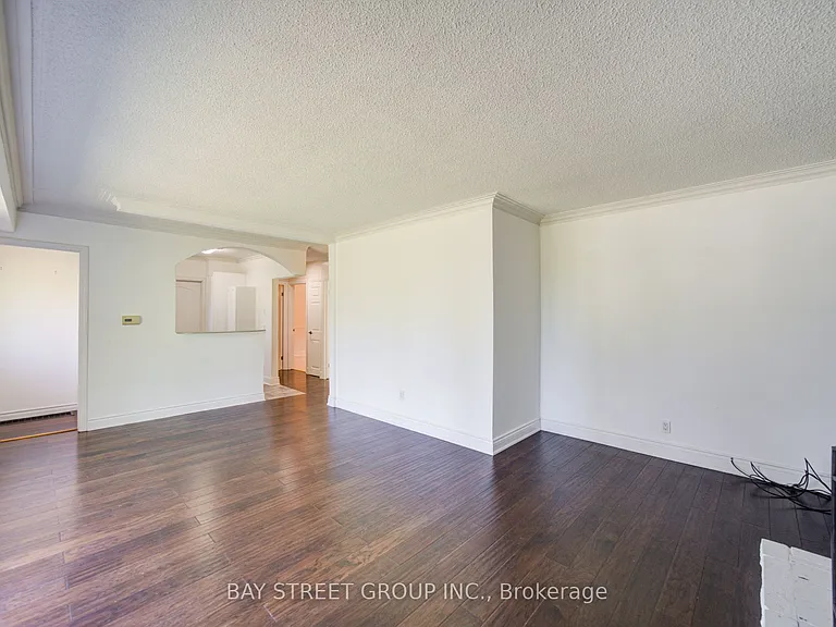 1421 Old Green Ln — Photo 12