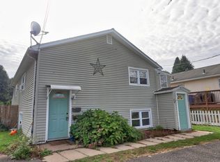 445 Oldfield Rd, Chicopee, MA 01013