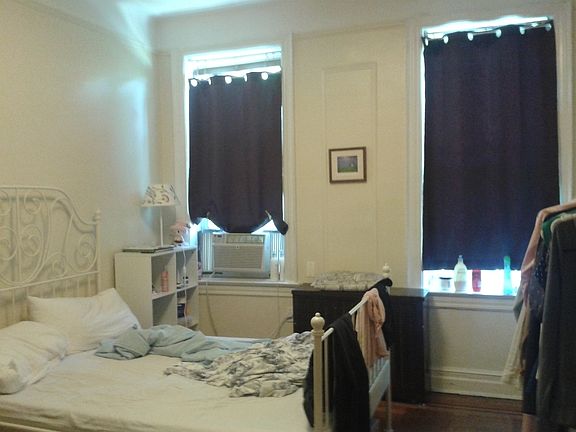 2nd image of 2430 29th St APT 3B