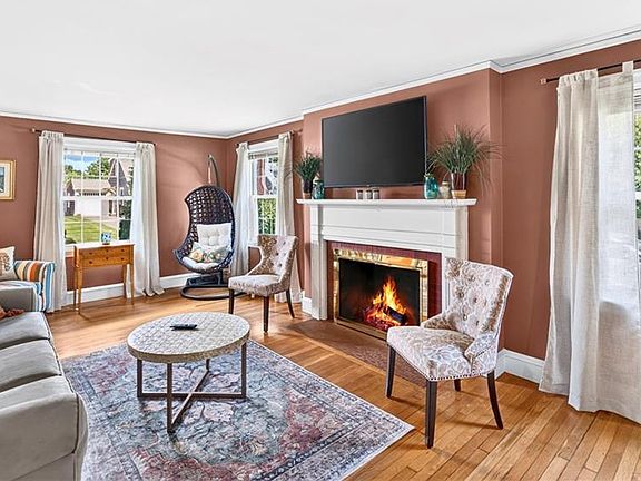 5th image of 87 Miller Ave