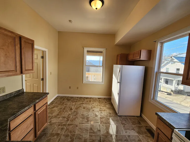 1945 Leishman Ave #1 — Photo 3